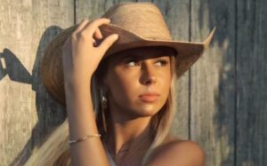 Hailey Welch OnlyFans Buzz: From Viral Clip to Digital Curiosity Explained