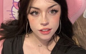 What Hannah Owo’s OnlyFans Reveals About Persona, Power, and Being