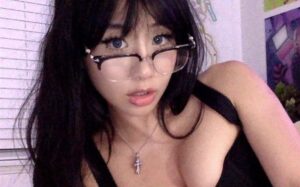 KittyNobi’s OnlyFans and Her Creative, Confident Persona