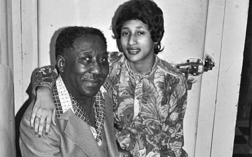 muddy waters wife
